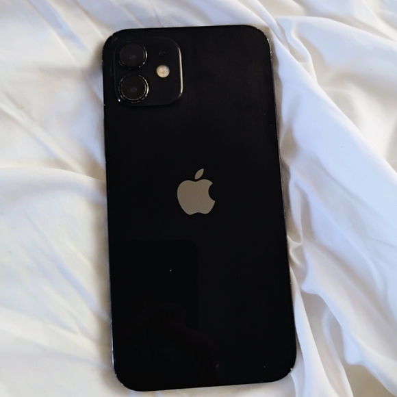 iPhone 12